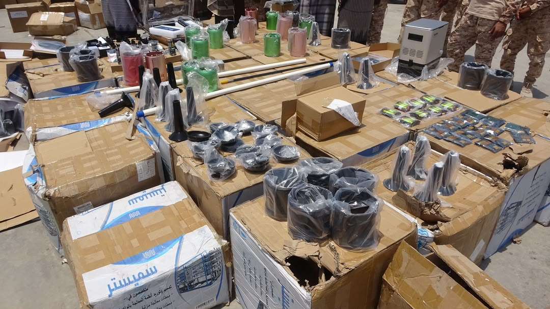 العمالقة الجنوبية تضبط في باب المندب شحنة معدات لتصنيع الطيران المسير