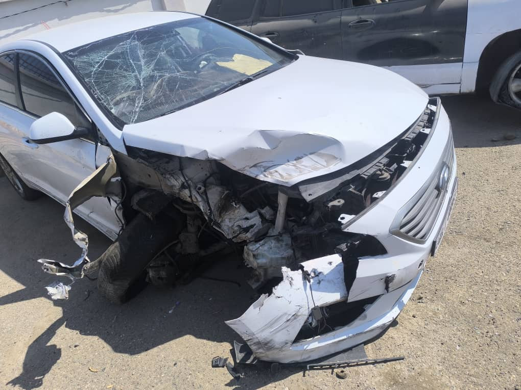 الرئيس الزُبيدي يطمئن على صحة الدكتور صدام عبدالله بعد تعرضه لحادث مروري