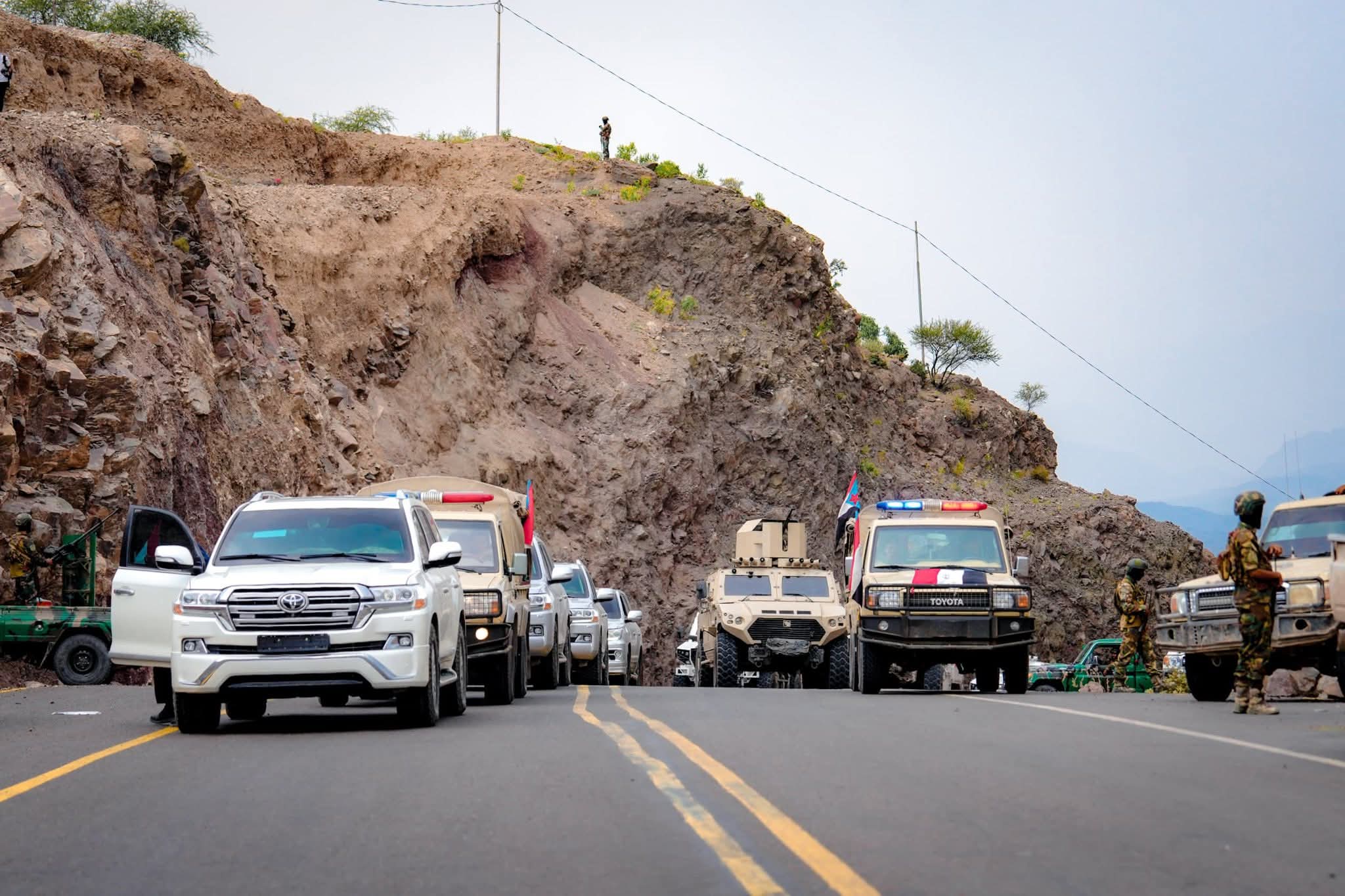 الرئيس الزُبيدي يصل الضالع للمشاركة في الاحتفالات الجماهيرية بالذكرى 62 لثورة 14 أكتوبر المجيدة