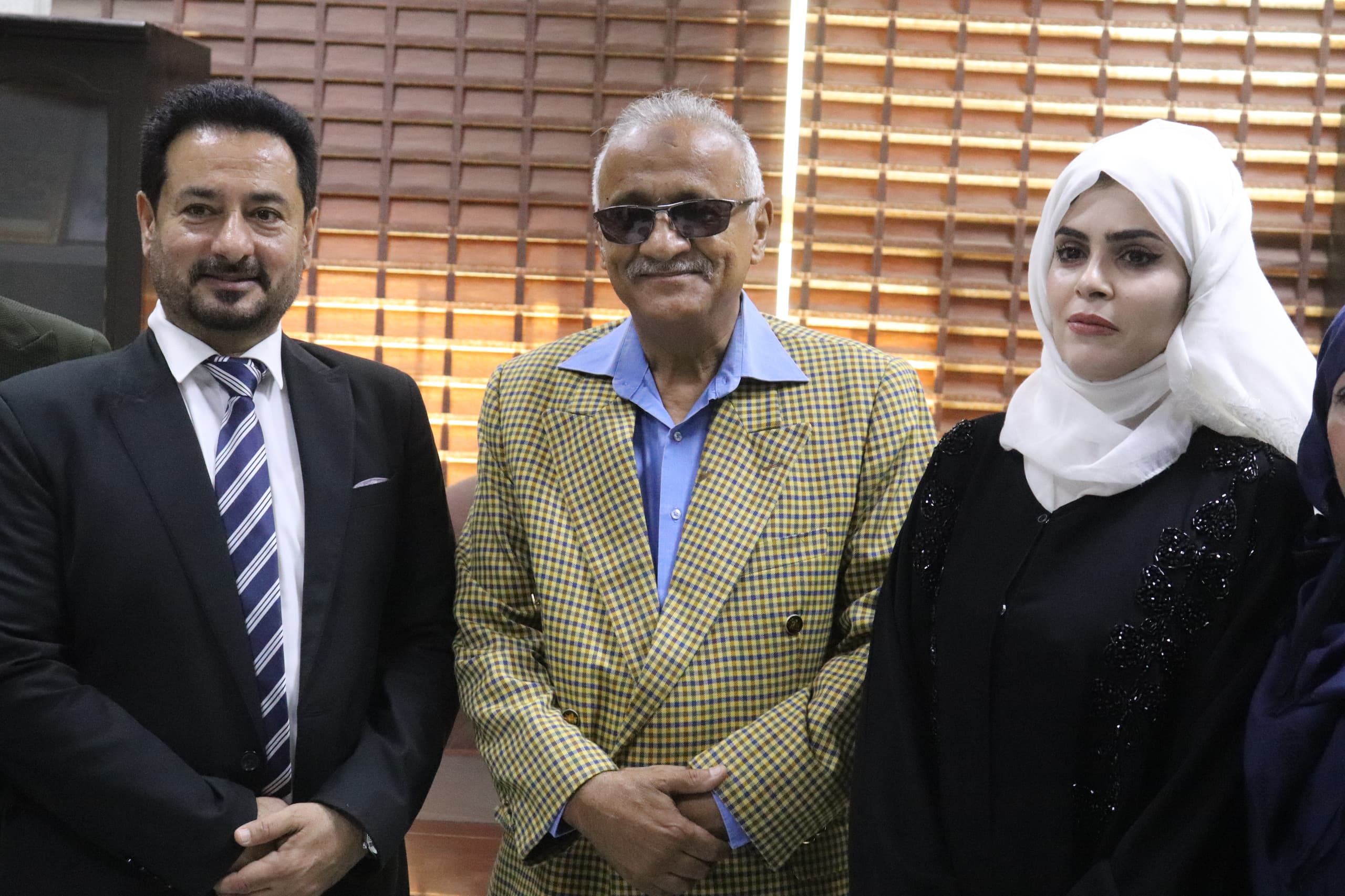 الوكيل "محمد سعيد سالم" يشرف على مراسم الاستلام والتسليم للإدارة الجديدة لمكتب الاعلام بالعاصمة عدن 